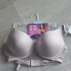 Women's Maidenform Push-Up Bra - Cream With Convertible Straps